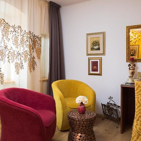 Romantic Luxury Rooms Split Exterior photo